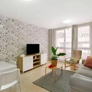 https://villa-sunrise-arinaga.in-canary-islands.com